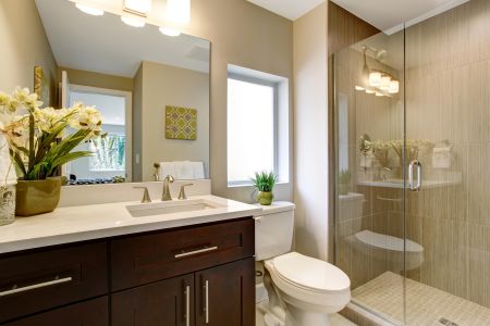 Small Bathroom Remodels: Space-Saving Layouts That Still Feel Luxurious